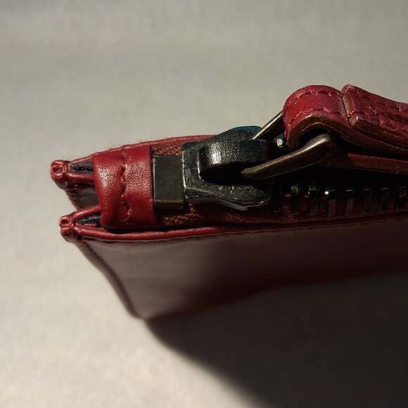 Gucci Burgundy Leather Clutch with COA - Picture 16 of 16